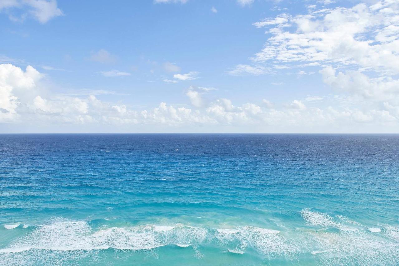 Grand Ocean Front Suite 1 Bedroom Larger Suite Oceanfront