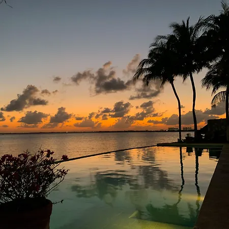 Casa Tortugas Boutique Hotel - CANCUN Luxury Hidden Gem-2